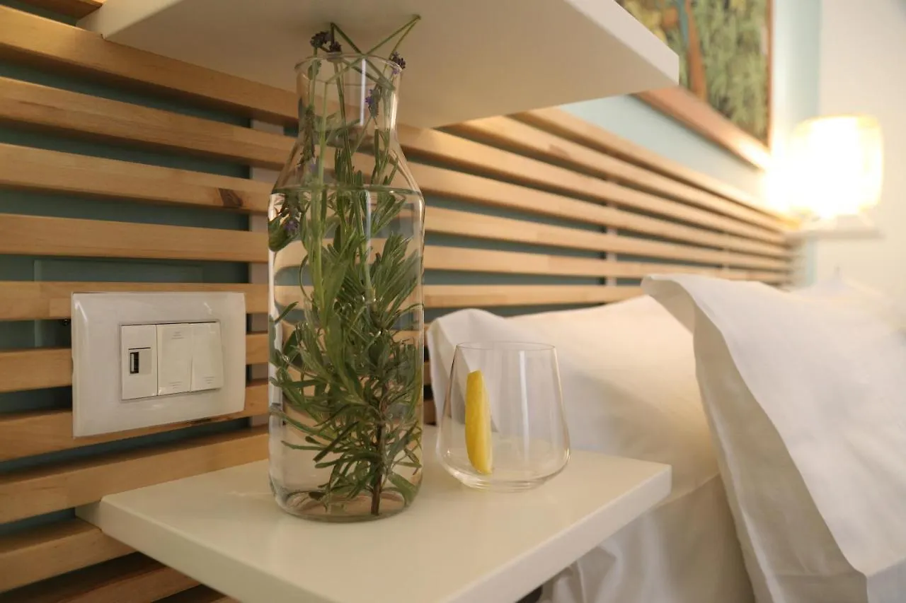 Golden Holiday 2 Ville Con Piscine Indipendenti E Separate Terrasini
