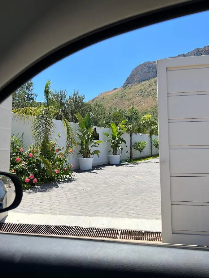 Villa Golden Holiday 2 Ville Con Piscine Indipendenti E Separate Terrasini