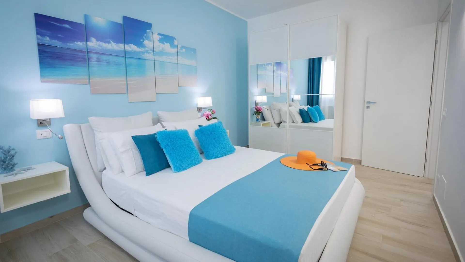 Golden Holiday 2 Ville Con Piscine Indipendenti E Separate Terrasini Villa
